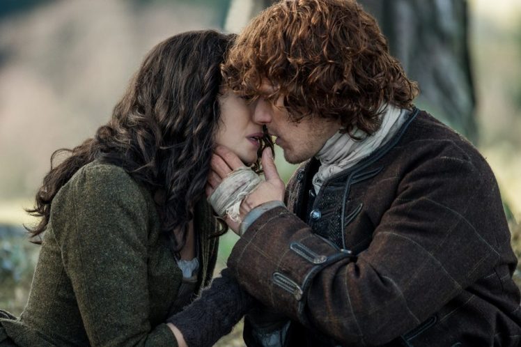 Caitriona Balfe and Sam Heughan in the Outlander episode "Dragonfly in Amber." Photo Credit: Starz