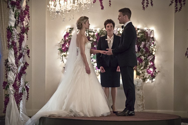 Emily Bett Rickards and Stephen Amell in the Arrow episode "Broken Hearts." Photo Credit: The CW