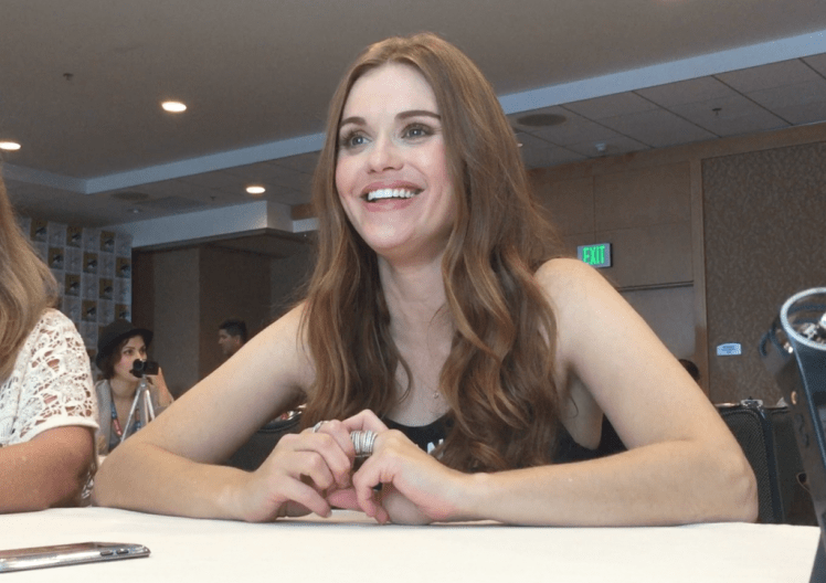 Holland Roden chats about Teen Wolf at SDCC 2016. Photo Credit: Nora Dominick